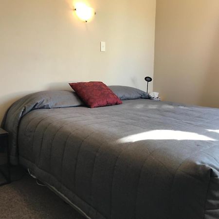 Lovett Lodge Invercargill Dış mekan fotoğraf